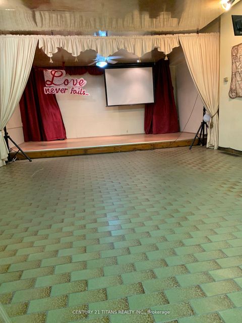 Photo 1 at 481 Oakwood Avenue, Oakwood Village, Toronto