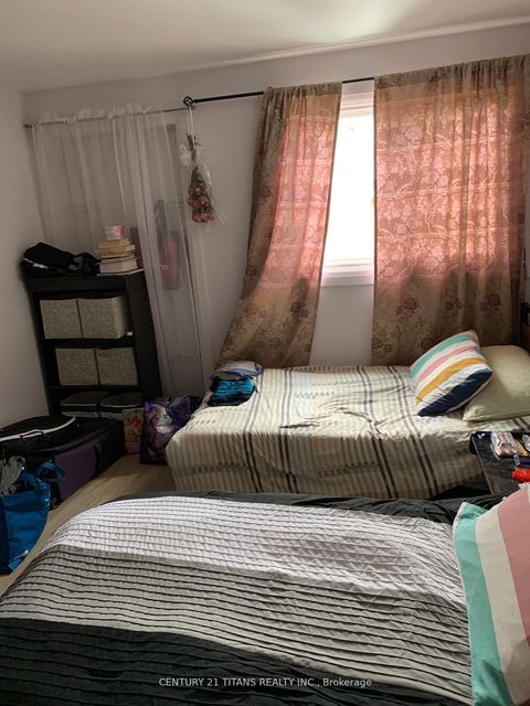 Photo 23 at 481 Oakwood Avenue, Oakwood Village, Toronto