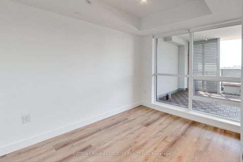 Photo 14 at 641 - 830 Lawrence Avenue W, Glen Park, Toronto