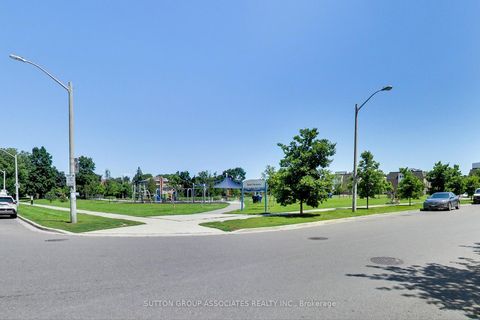 Photo 23 at 641 - 830 Lawrence Avenue W, Glen Park, Toronto