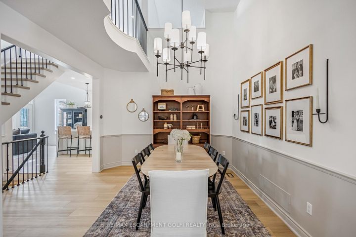 Photo 10 at 10 Anderson Court, Ancaster, Hamilton