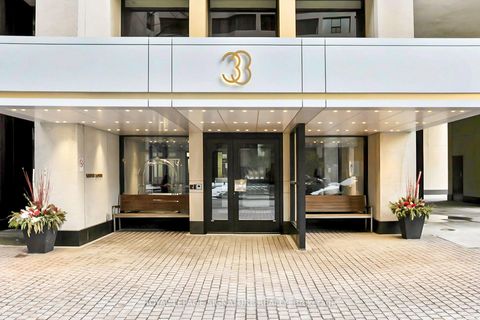 Photo 1 at 410/204 - 33 Harbour Square, Waterfront Communities C1, Toronto