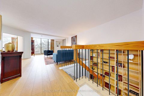 Photo 3 at 410/204 - 33 Harbour Square, Waterfront Communities C1, Toronto