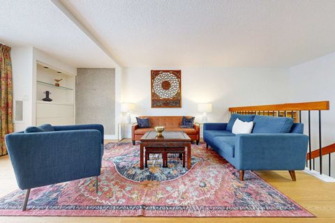 Photo 5 at 410/204 - 33 Harbour Square, Waterfront Communities C1, Toronto