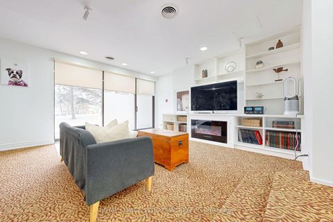 Photo 24 at 410/204 - 33 Harbour Square, Waterfront Communities C1, Toronto