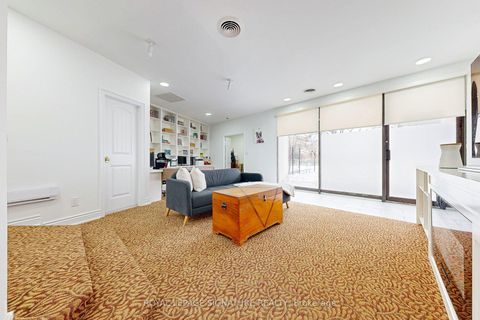 Photo 29 at 410/204 - 33 Harbour Square, Waterfront Communities C1, Toronto