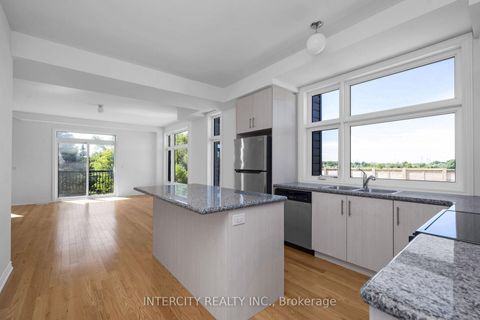 Photo 11 at 99 Divadale Road, Elder Mills, Vaughan