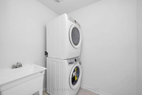 Photo 17 at 99 Divadale Road, Elder Mills, Vaughan