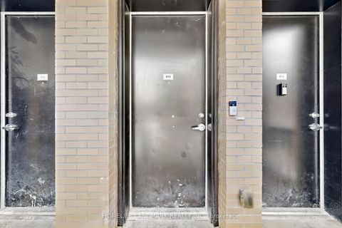 Photo 2 at 614 - 7 Steckley House Lane, Rural Richmond Hill, Richmond Hill