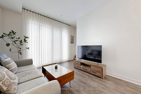 Photo 6 at 614 - 7 Steckley House Lane, Rural Richmond Hill, Richmond Hill