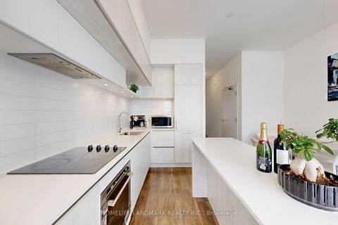 Photo 16 at 614 - 7 Steckley House Lane, Rural Richmond Hill, Richmond Hill