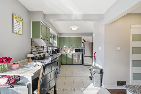 Photo 6 at W28 - 220 Ormond Drive, Samac, Oshawa