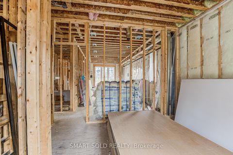 Photo 10 at 4 Forty Third Street, Long Branch, Toronto