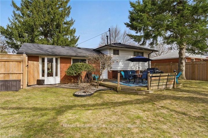 Photo 30 at 160 Council Crescent, Ancaster, Hamilton