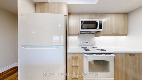 Photo 8 at 1511 - 5 Greystone Walk Drive, Kennedy Park, Toronto