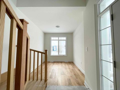 Photo 9 at 65 Schortinghuis Street, Sutton & Jackson's Point, Georgina