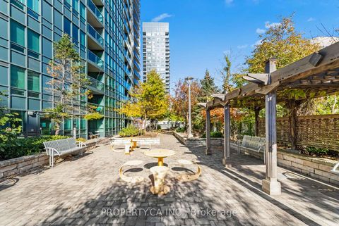 Photo 15 at 309 - 15 Greenview Avenue, Newtonbrook West, Toronto