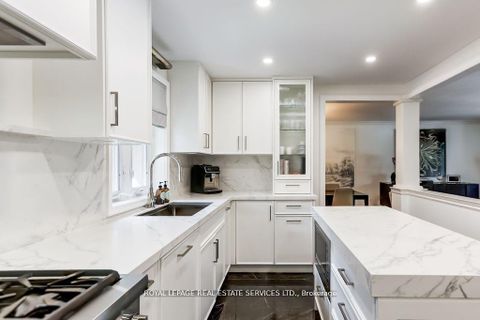 Photo 14 at 6 Cadman Court, Humber Valley, Toronto