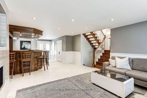 Photo 26 at 6 Cadman Court, Humber Valley, Toronto