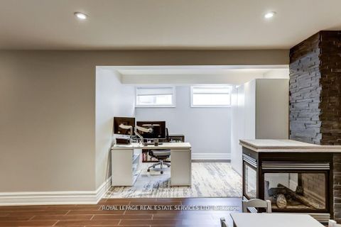 Photo 31 at 6 Cadman Court, Humber Valley, Toronto