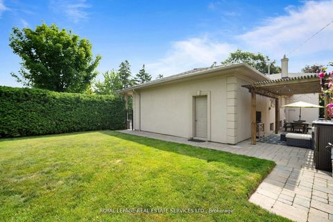 Photo 36 at 6 Cadman Court, Humber Valley, Toronto