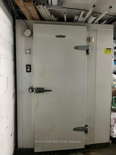 Photo 9 at 2564 Yonge Street, Lawrence Park South, Toronto