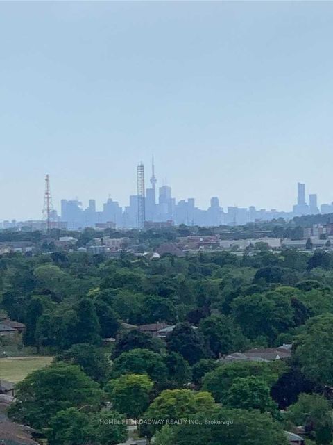 Photo 11 at 2010 - 68 Grangeway Avenue, Woburn, Toronto