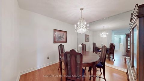 Photo 10 at 418 - 8501 Bayview Avenue, Doncrest, Richmond Hill