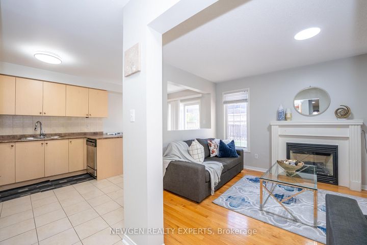 Photo 7 at 87 Luella Crescent, Fletcher's Meadow, Brampton