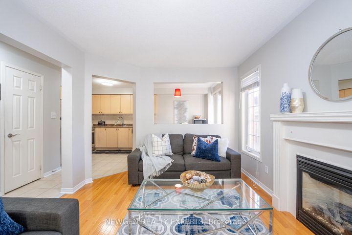 Photo 11 at 87 Luella Crescent, Fletcher's Meadow, Brampton