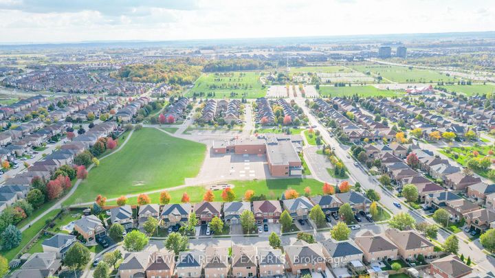 Photo 32 at 87 Luella Crescent, Fletcher's Meadow, Brampton