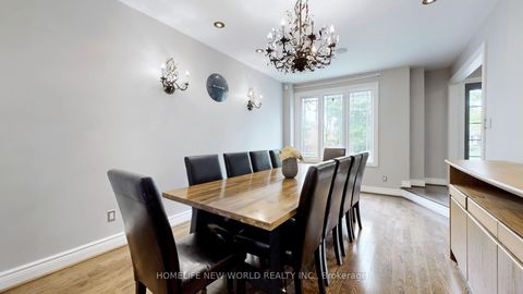 Photo 15 at 33 Beatty Crescent, Aurora Highlands, Aurora