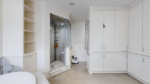 Photo 22 at 33 Beatty Crescent, Aurora Highlands, Aurora