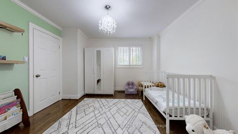 Photo 27 at 33 Beatty Crescent, Aurora Highlands, Aurora