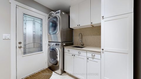 Photo 35 at 33 Beatty Crescent, Aurora Highlands, Aurora