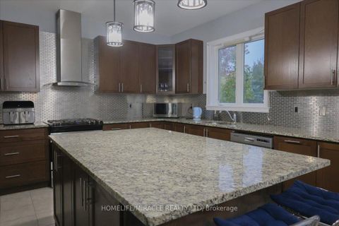 Photo 6 at 7 Riley Street, Cookstown, Innisfil