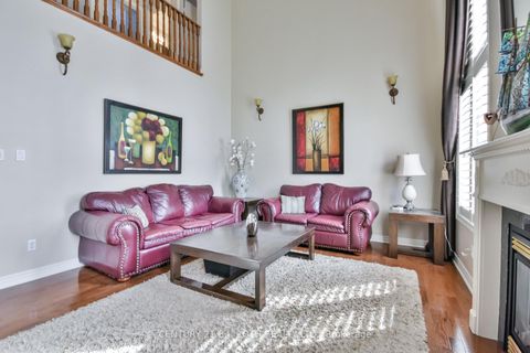 Photo 16 at 38 Camelot Square, Shore, Barrie