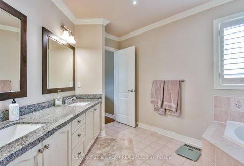 Photo 28 at 38 Camelot Square, Shore, Barrie