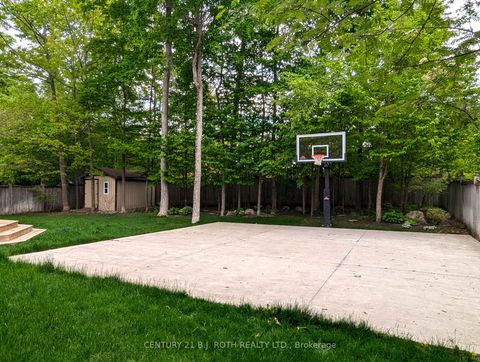 Photo 37 at 38 Camelot Square, Shore, Barrie