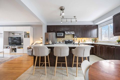 Photo 18 at 4 Curran Hall Crescent, Morningside, Toronto