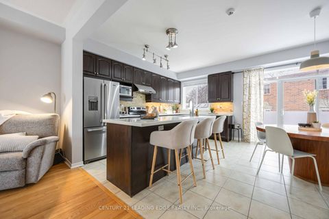 Photo 22 at 4 Curran Hall Crescent, Morningside, Toronto