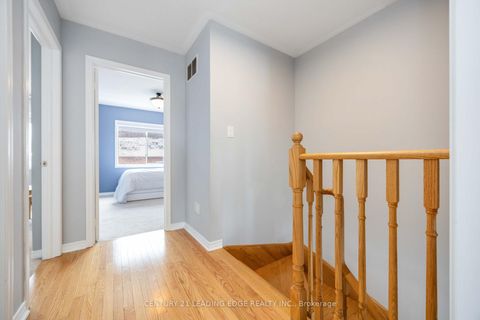 Photo 26 at 4 Curran Hall Crescent, Morningside, Toronto