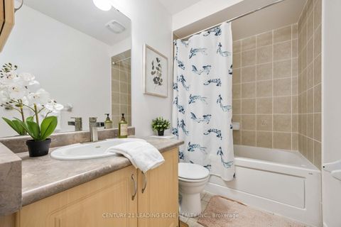 Photo 32 at 4 Curran Hall Crescent, Morningside, Toronto