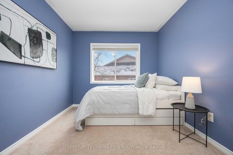 Photo 37 at 4 Curran Hall Crescent, Morningside, Toronto