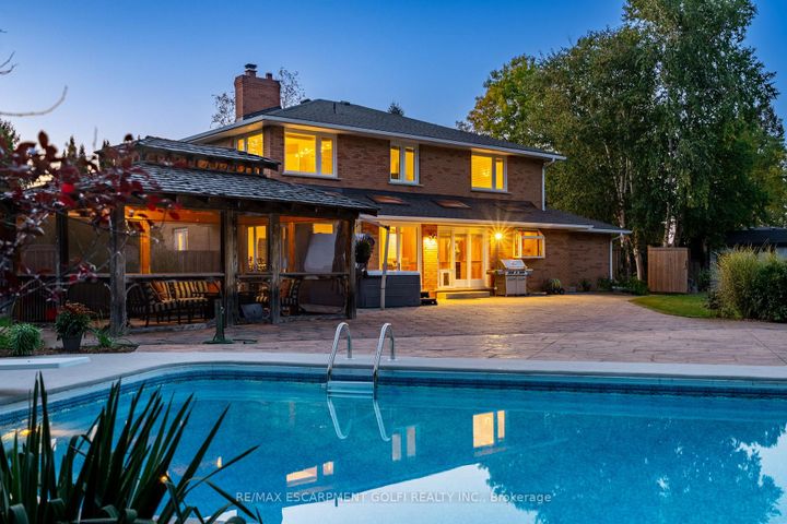 Photo 30 at 24 JOHN MARTIN Crescent, Rural Flamborough, Hamilton