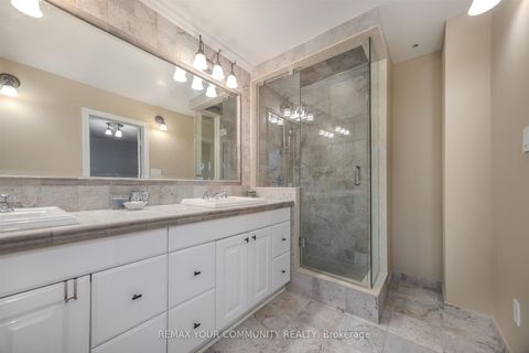 Photo 30 at 2 Kirkland Court, Westbrook, Richmond Hill