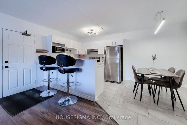 Photo 3 at 204 - 4003 Kilmer Drive, Tansley, Burlington