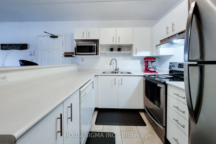 Photo 5 at 204 - 4003 Kilmer Drive, Tansley, Burlington