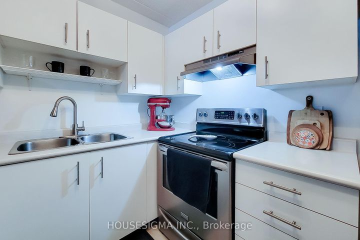 Photo 7 at 204 - 4003 Kilmer Drive, Tansley, Burlington