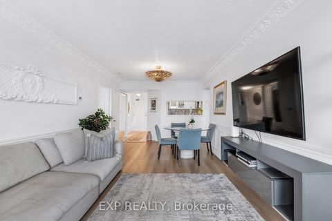 Photo 12 at 810 - 2 Covington Road, Lawrence, Toronto